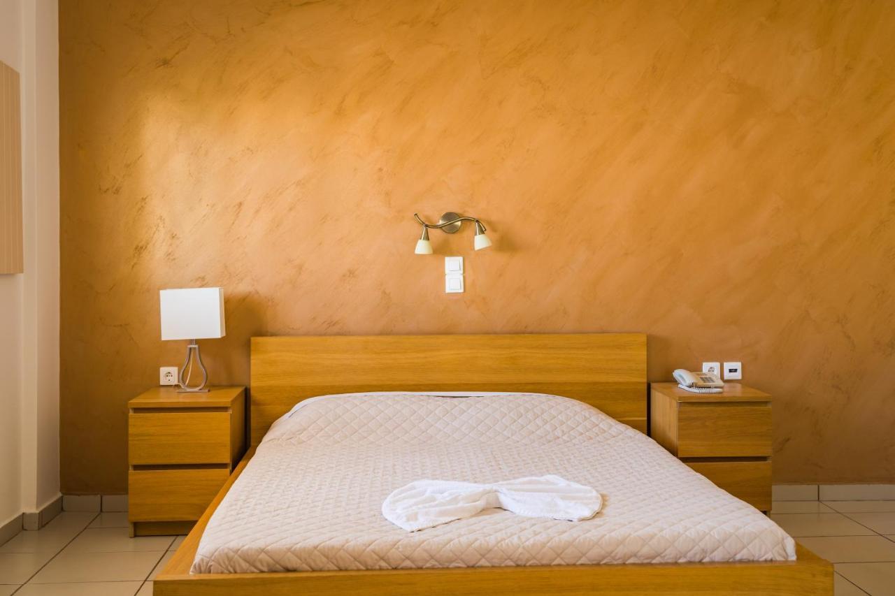 بيريسا Rena Hotel المظهر الخارجي الصورة