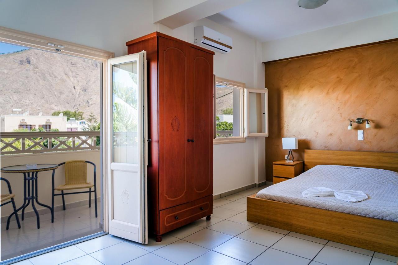 بيريسا Rena Hotel المظهر الخارجي الصورة